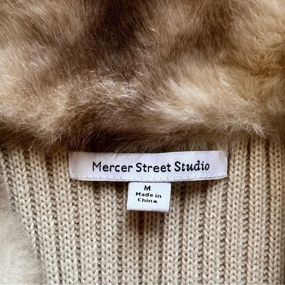 Mercer Street Studios Faux fur vest front sweater back brown white Size M